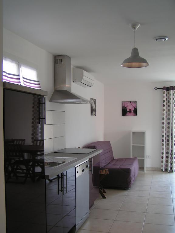 Aux Couleurs D'Ardeche Apartment วัลลงปงต์ดาร์ก ห้อง รูปภาพ